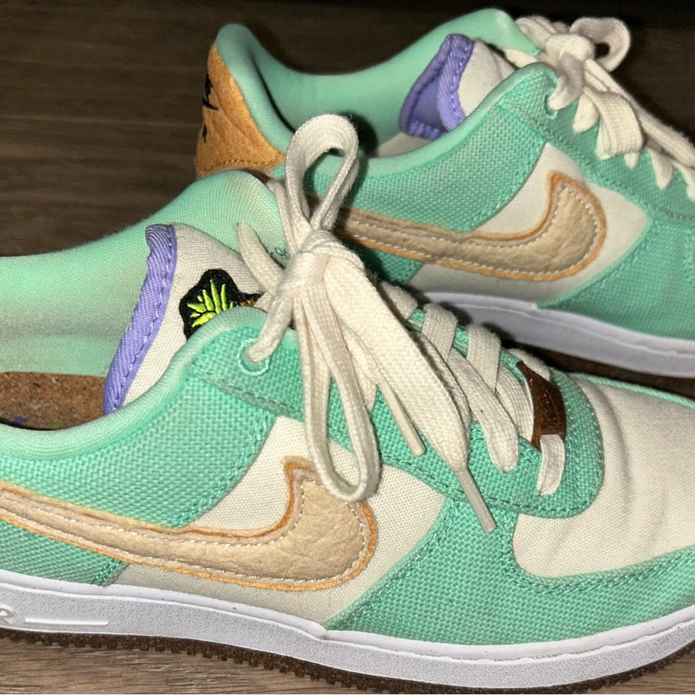Women's Nike Air Force 1 Pineapple Canvas Size 7.5